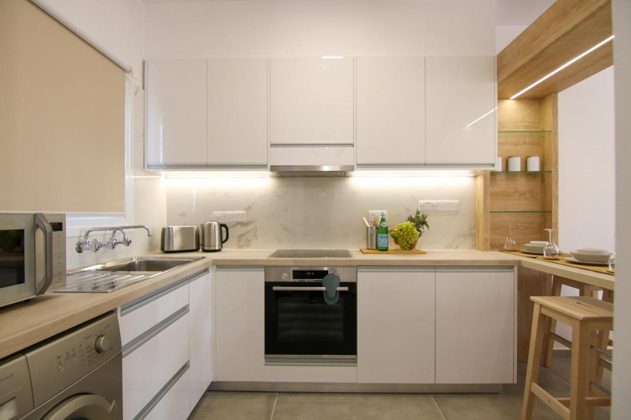 Phaedrus Living Seaview Luxury Flat Limnaria 153 Apartment Paphos Exterior photo