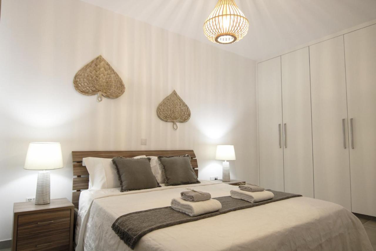 Phaedrus Living Seaview Luxury Flat Limnaria 153 Apartment Paphos Exterior photo