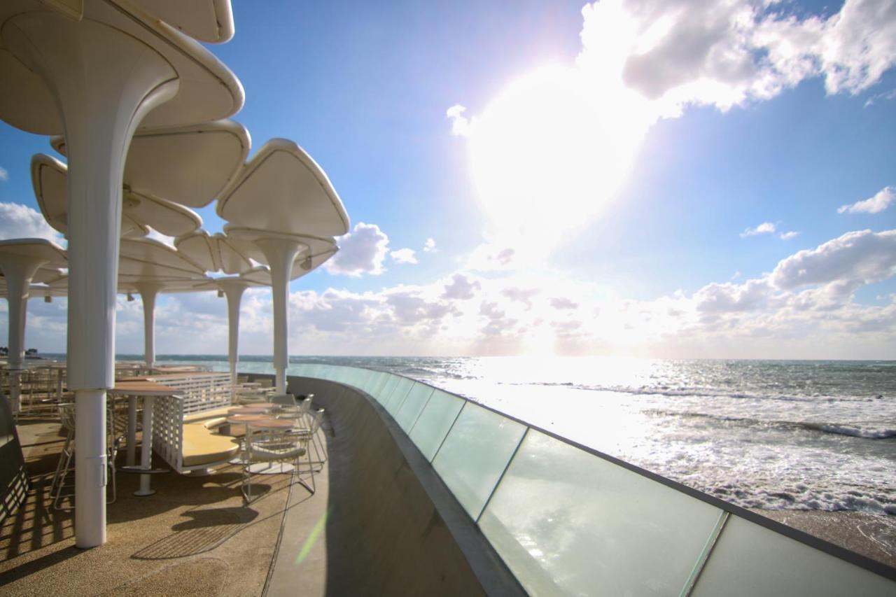 Phaedrus Living Seaview Luxury Flat Limnaria 153 Apartment Paphos Exterior photo